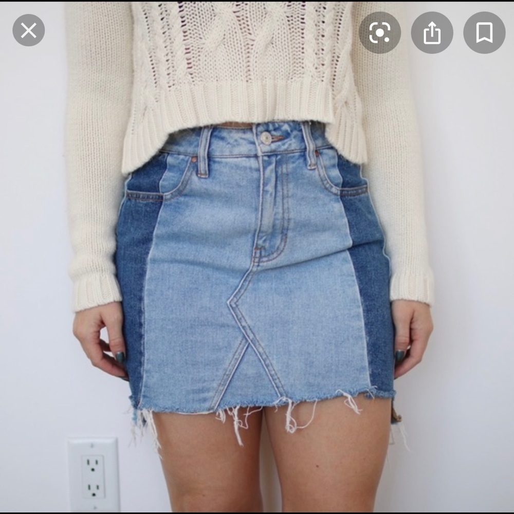 Pac Sun  Mini Women’s Two Tone Denim pencil Skirt Raw Hem Sz 26